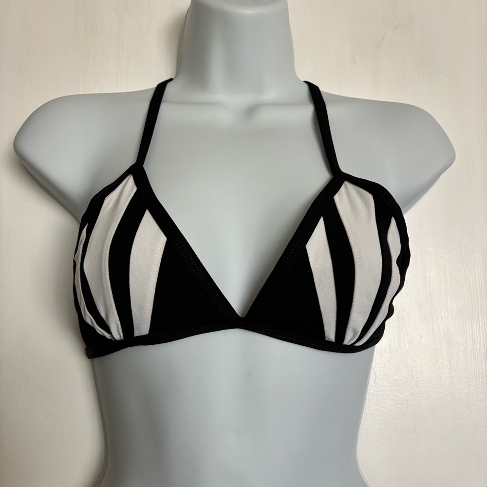 Jolyn Clothing Austin Bikini Swim Top Size Medium Black White Tie Back Triangle
